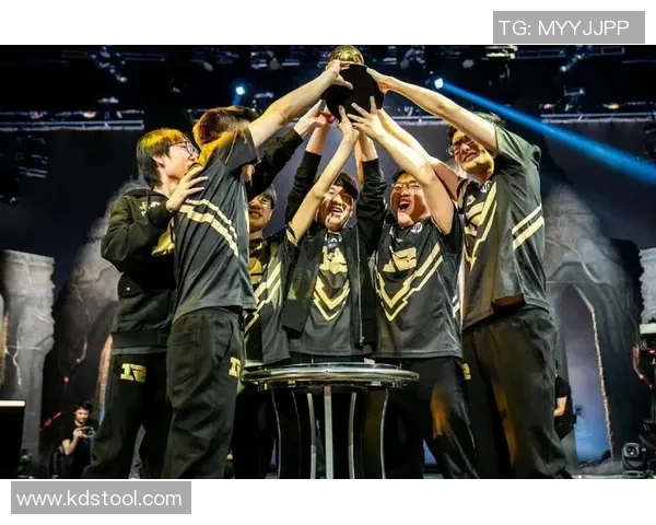 电竞比分和平精英热议RNG状态引发的争议与讨论